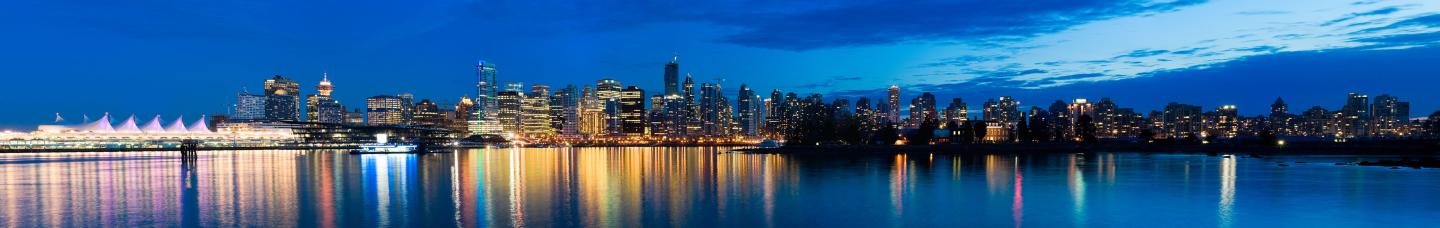 Vancouver Coal Harbour at night