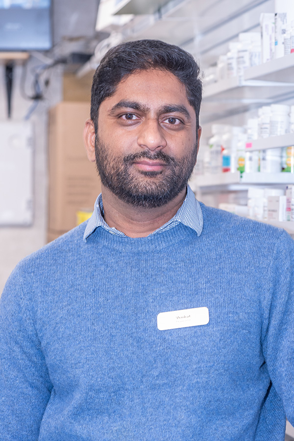 Pharmacist Venkat Sajja headshot